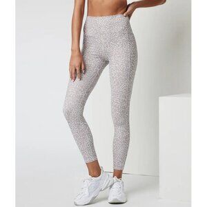 Vuori Leopard Print Leggings